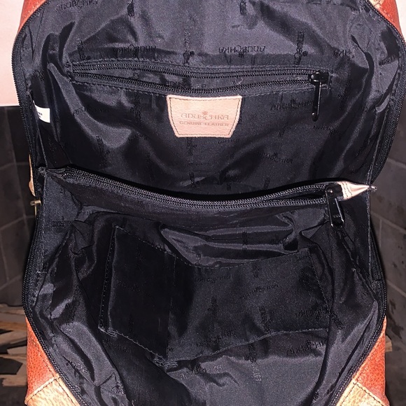 Anuschka Bag with Matching Wallet - Leather - Picture 11 of 16